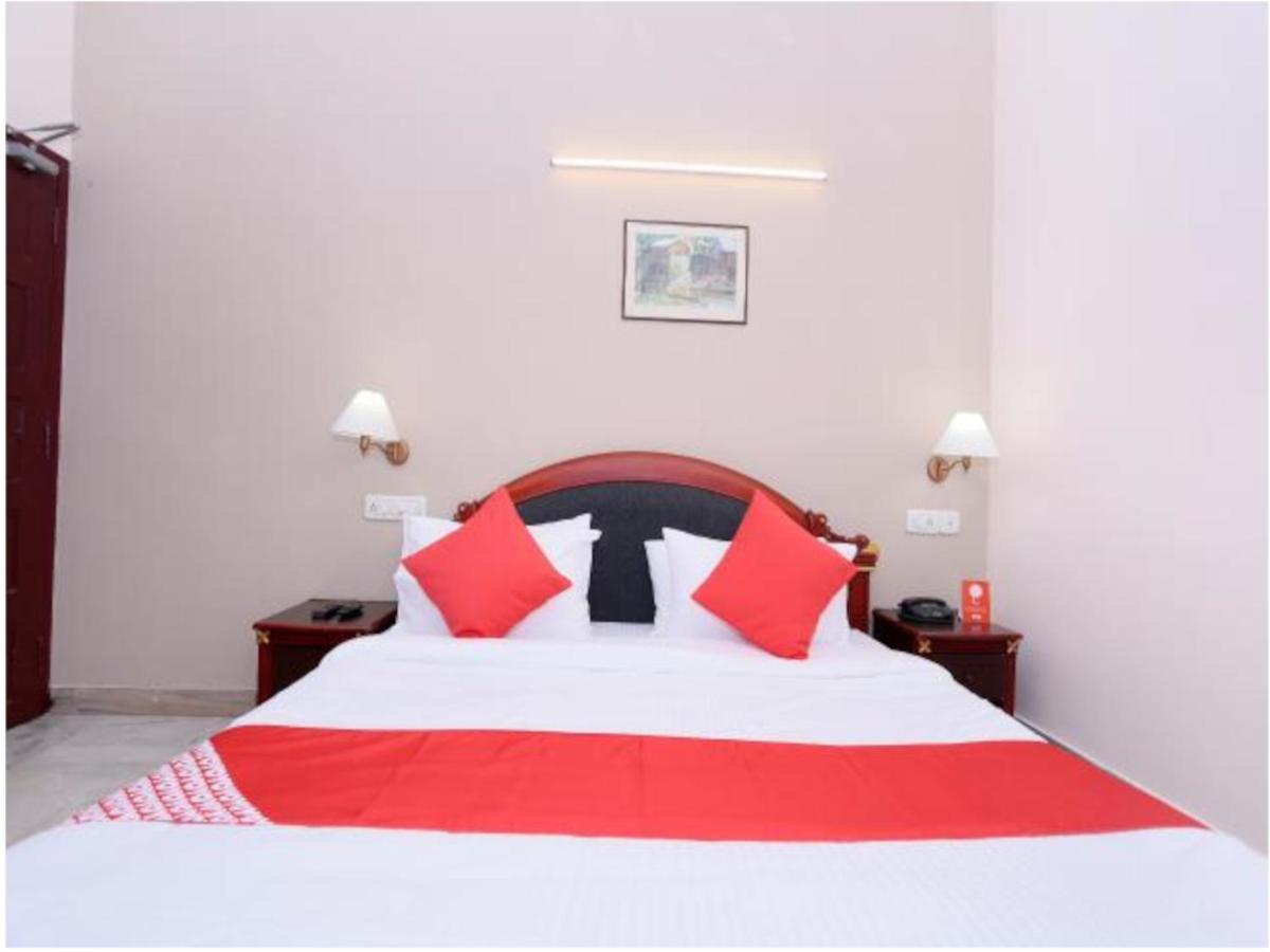 Karthika Residency Apartment Kochi ภายนอก รูปภาพ